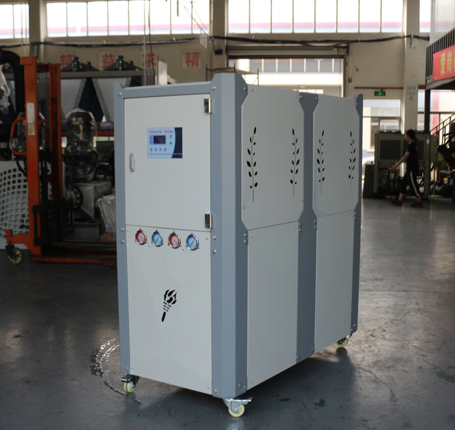 东莞工业冷水机：东莞工业生产水冷却设备介绍